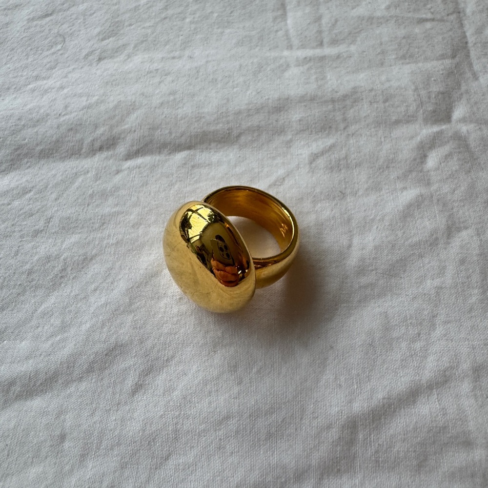 Gold Coloured Ben-Amun Ring 💍